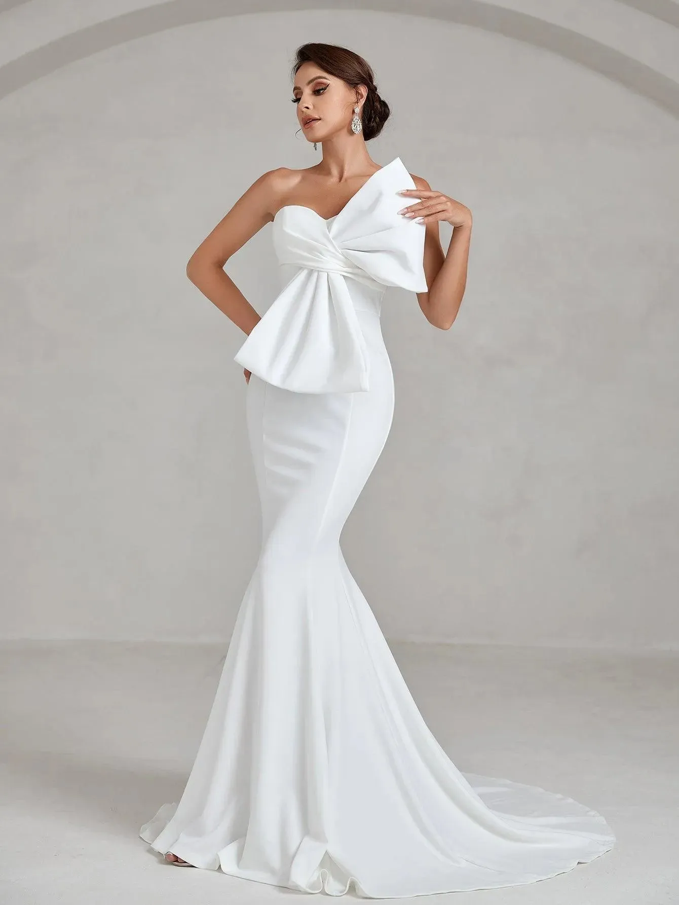 Bow Front Mermaid Hem Tube Wedding Dress