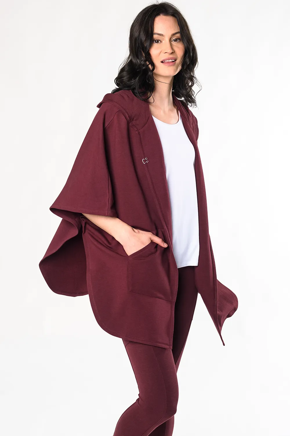 Dakota Hooded Bamboo Poncho - Wine