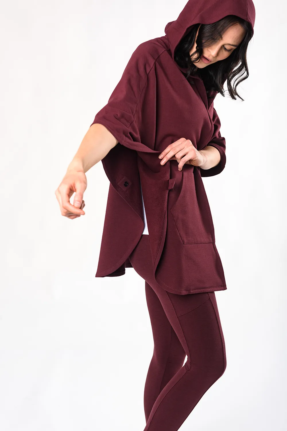 Dakota Hooded Bamboo Poncho - Wine