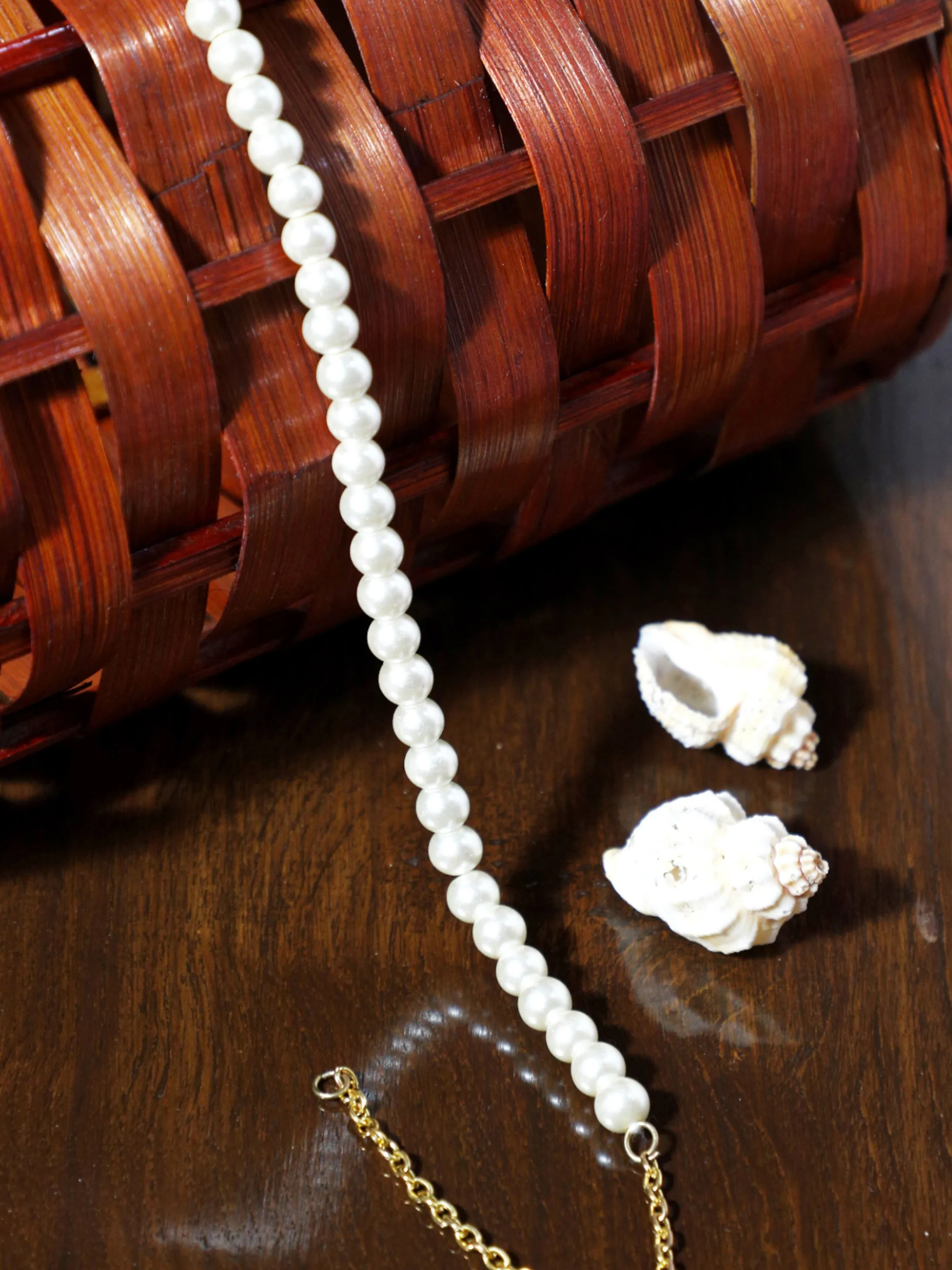 Elegant Pearl Beads Hairband