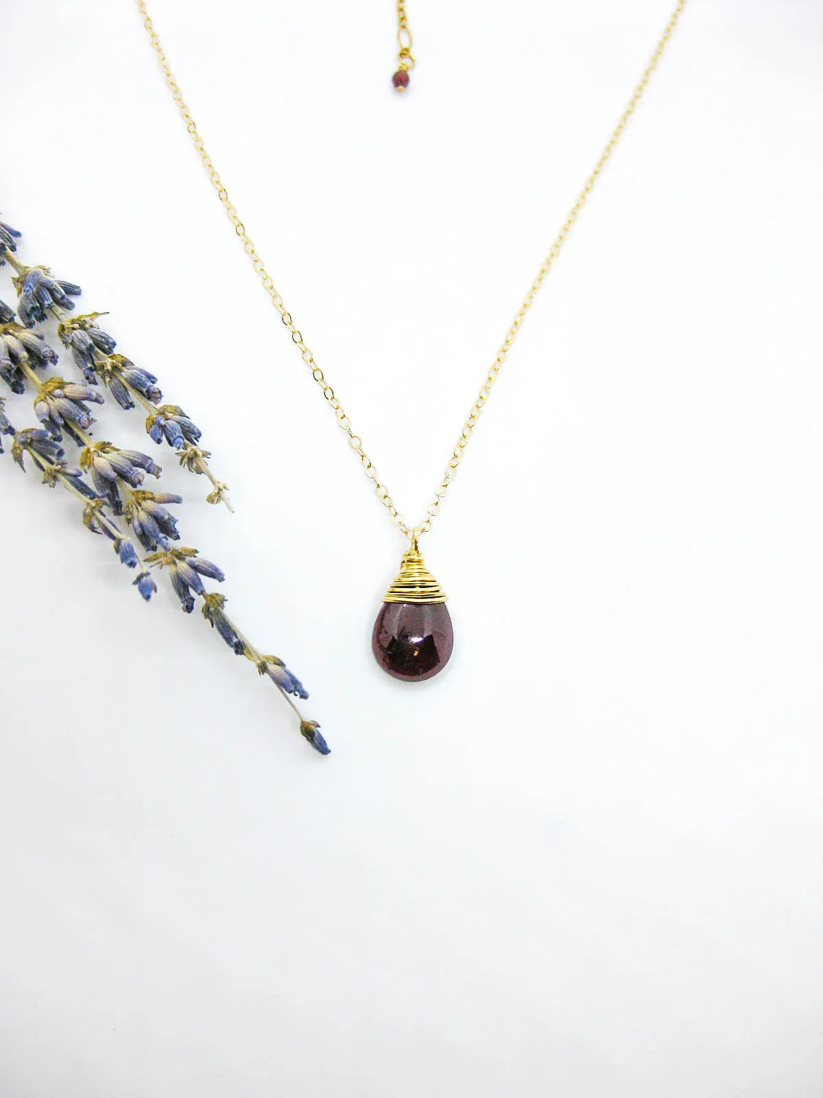 Poppy: Garnet Necklace - n609