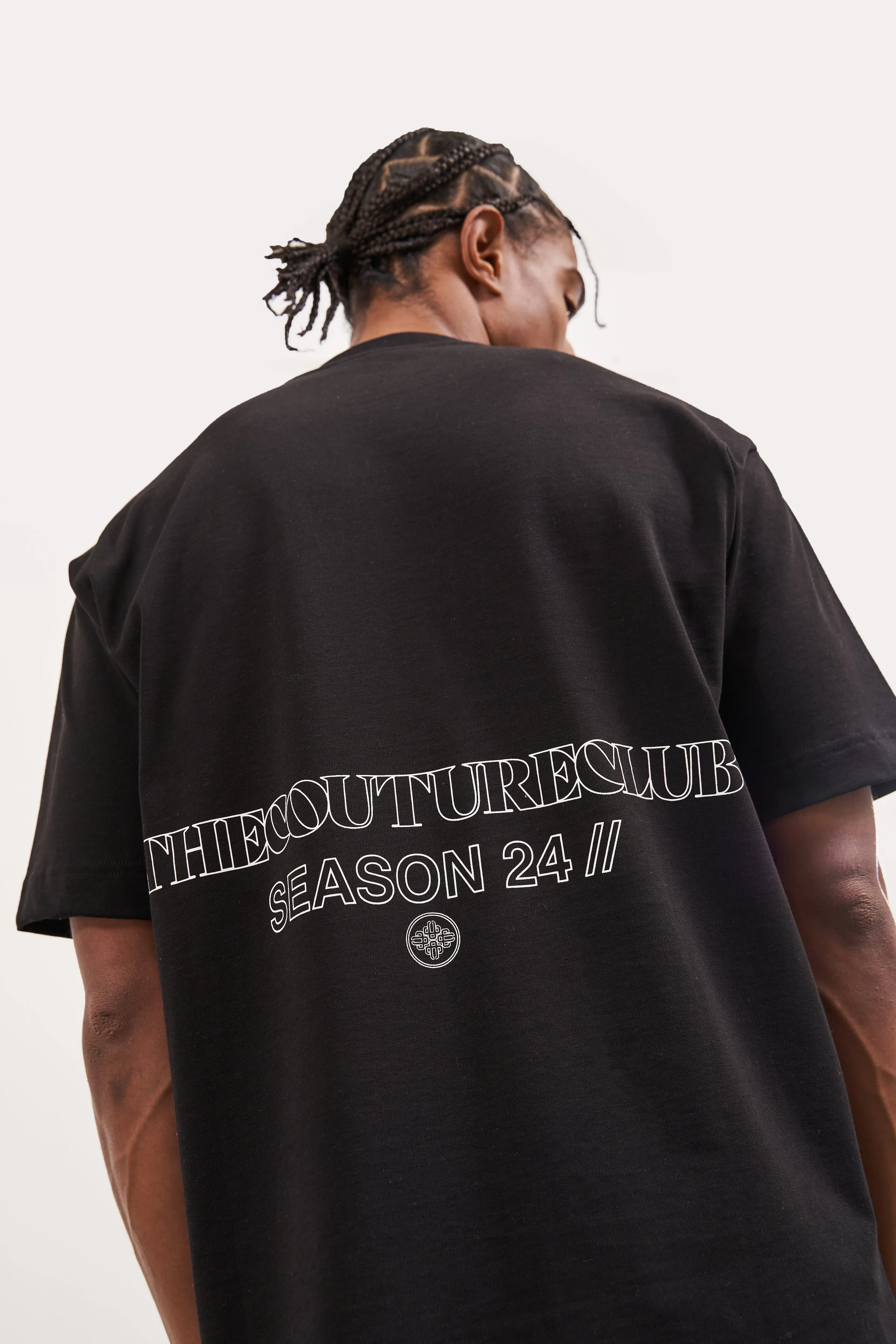 SEASON 24 RELAXED FIT T-SHIRT - BLACK