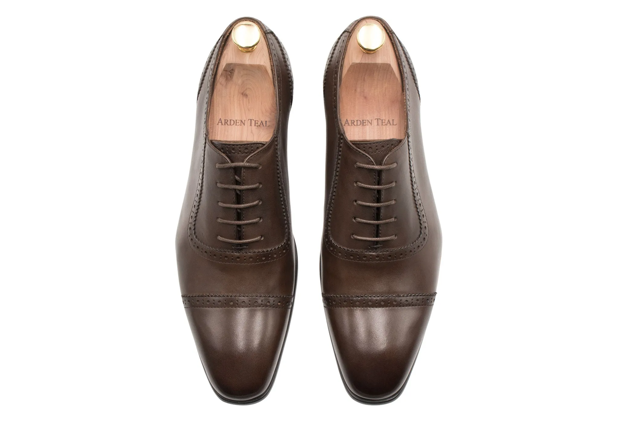 Tartagal Straight Cap Walnut Oxford